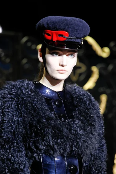 Look 83